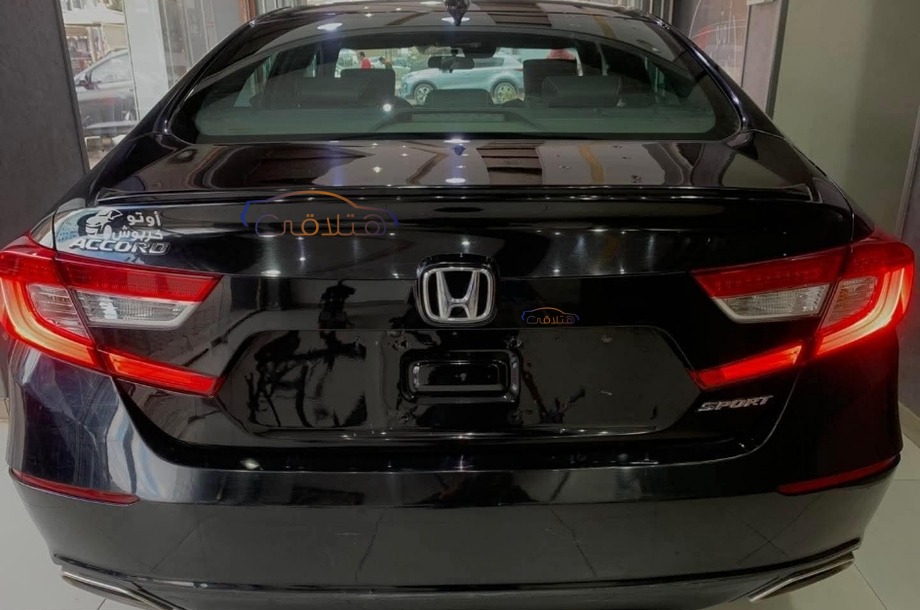 Accord Honda أسود