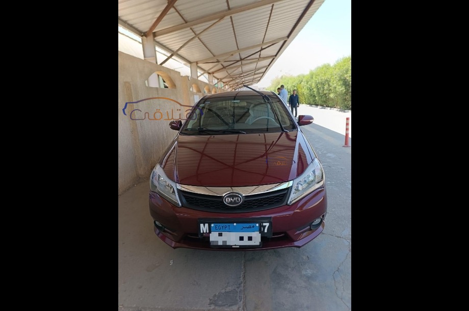 F3 Byd احمر