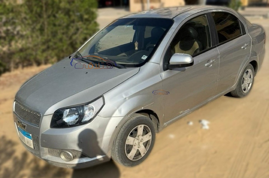 Aveo Chevrolet Silver