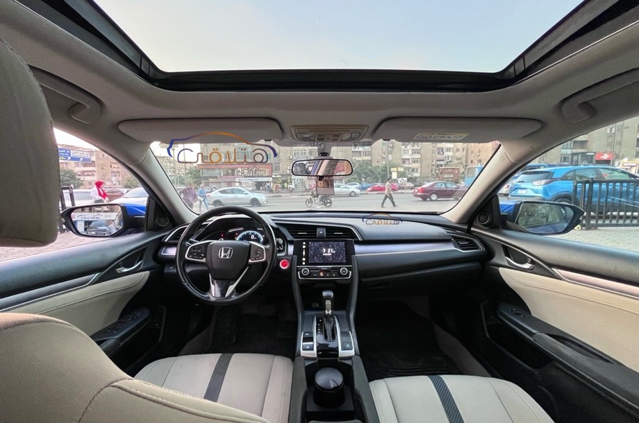 Civic Honda أزرق