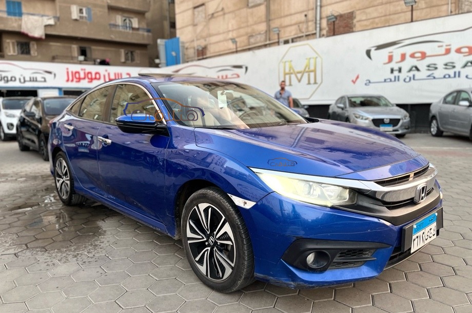 Civic Honda أزرق