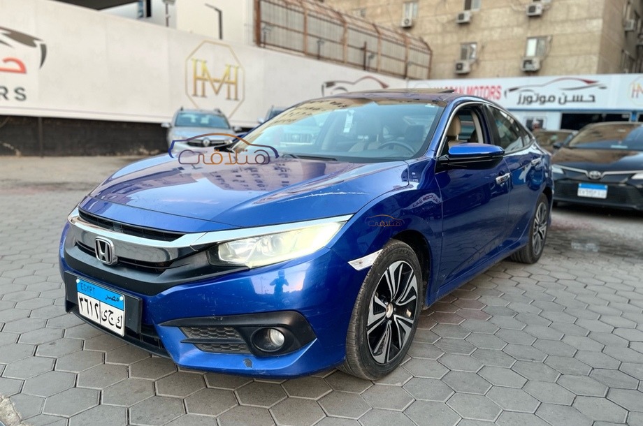 Civic Honda أزرق