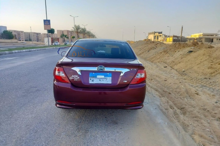 F3 Byd احمر غامق