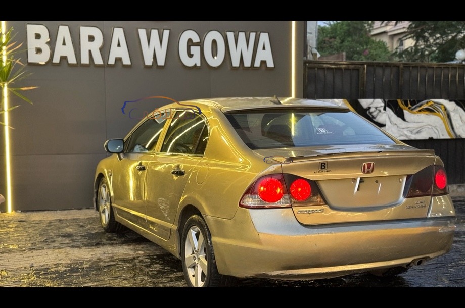 Civic Honda برونزي