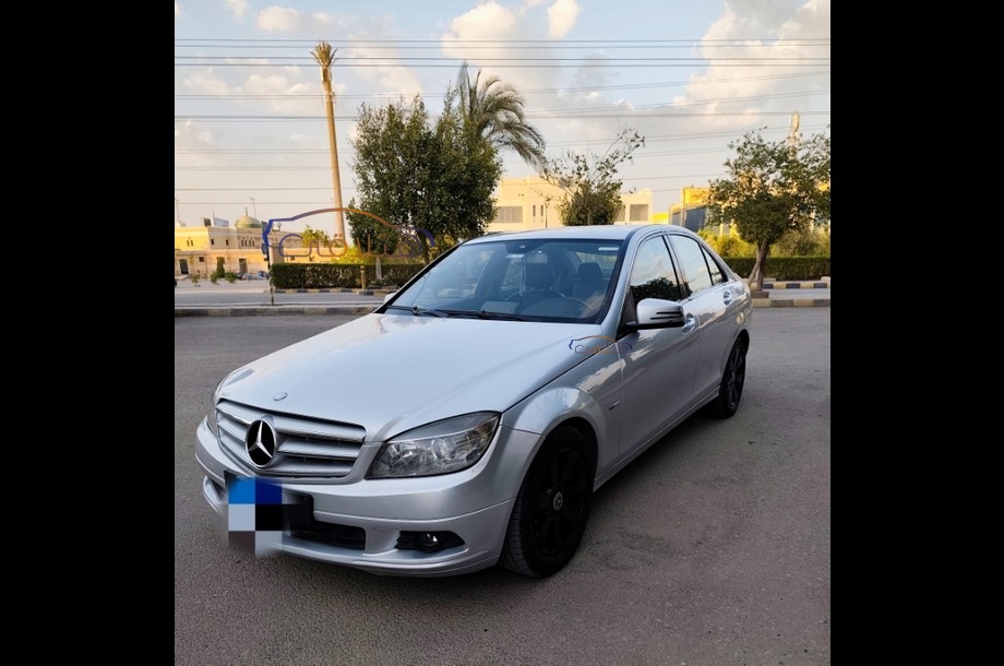 C 180 Mercedes Silver
