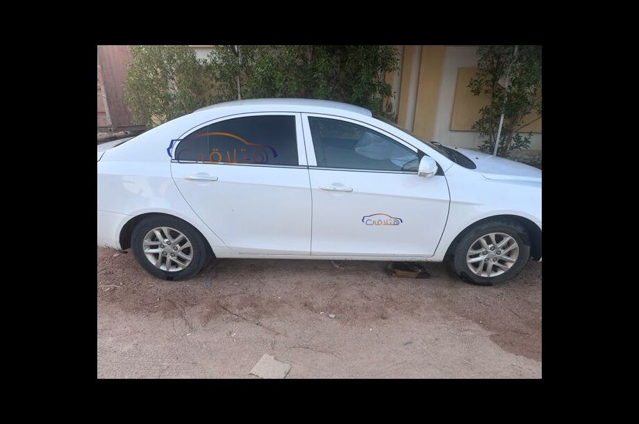 Emgrand 7 Geely White