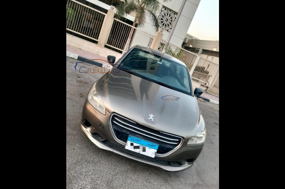 301 Peugeot برونزي