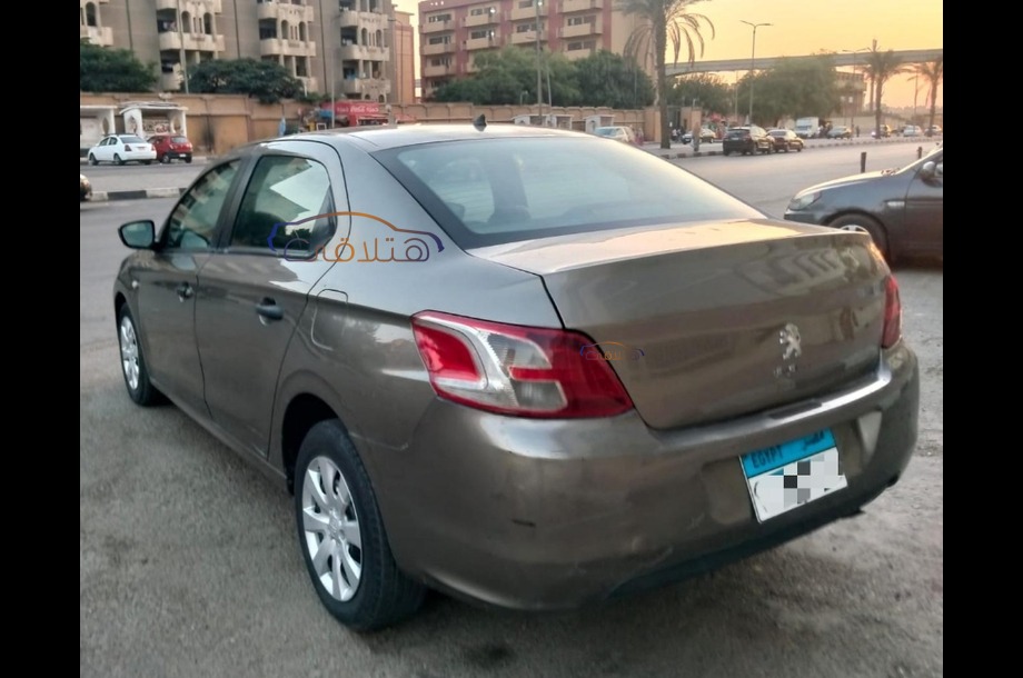 301 Peugeot برونزي