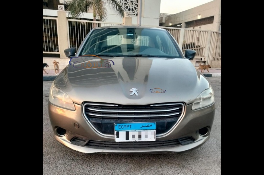 301 Peugeot برونزي