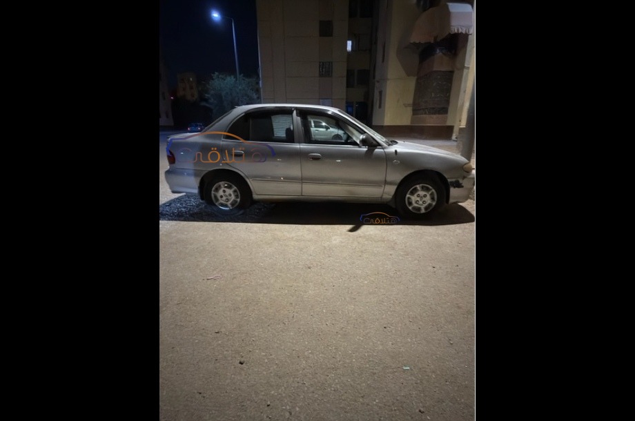 Accent Hyundai Silver