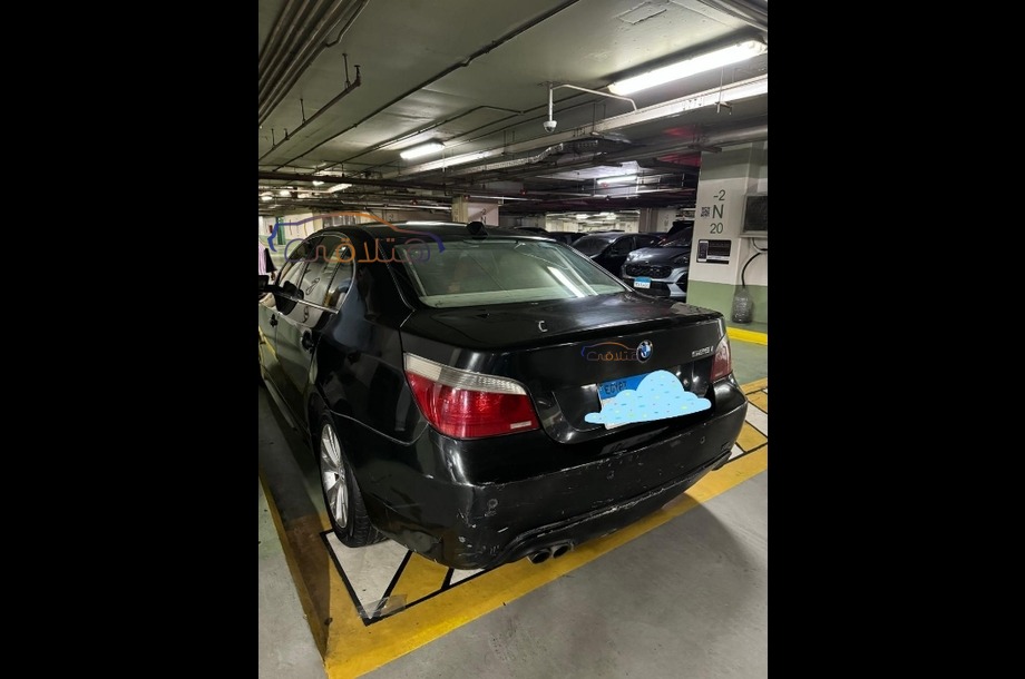 525 BMW أسود