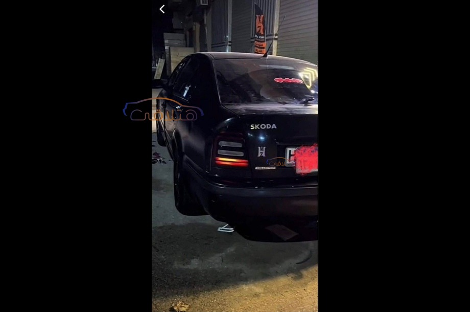 Octavia Skoda أسود