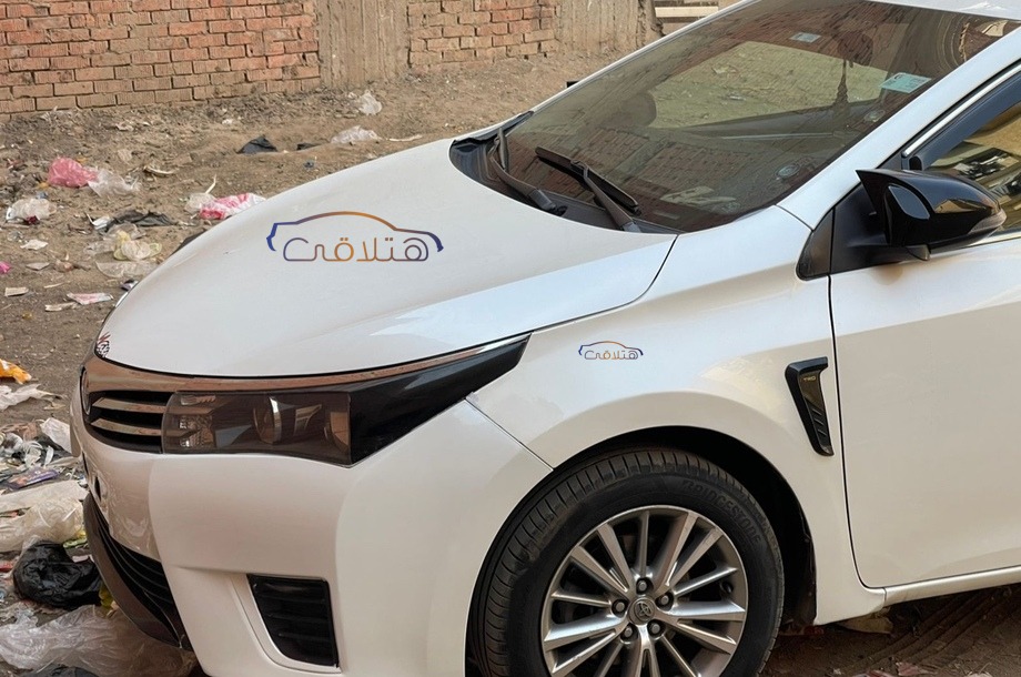 Corolla Toyota White