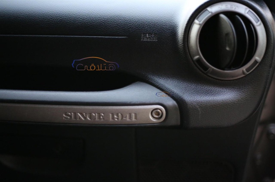 Wrangler Jeep رمادي