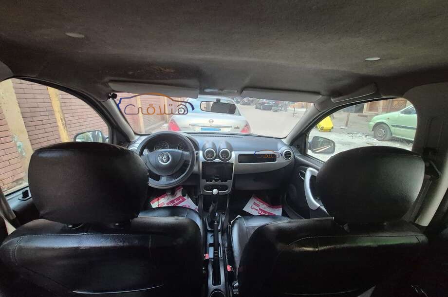 Sandero Step Way Renault أسود