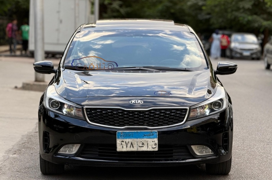 Cerato Kia أسود