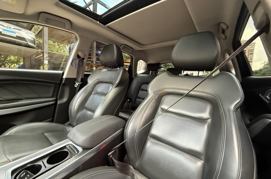 Tiggo 7 Chery أسود