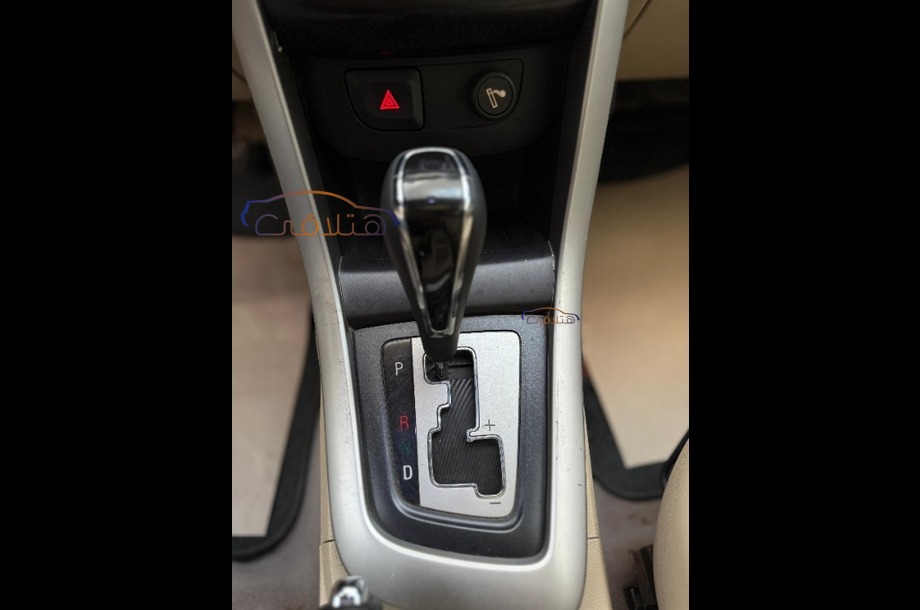 Optra Chevrolet الأزرق الداكن