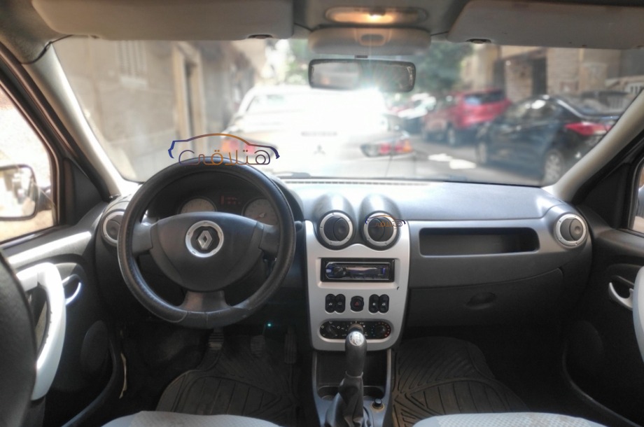 Logan Renault Silver