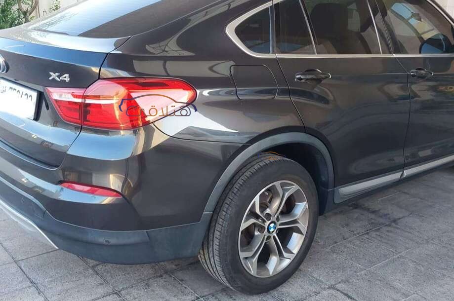 X4 BMW رمادي
