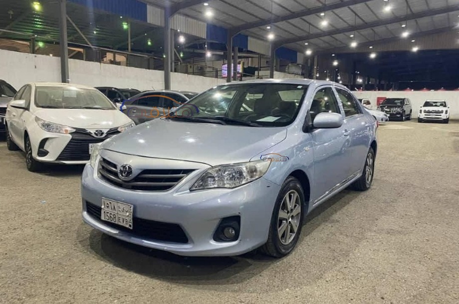 Corolla Toyota أزرق