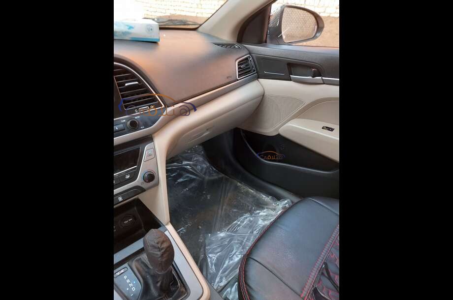 Elantra AD Hyundai أبيض