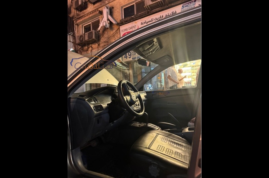 Lancer Puma Mitsubishi رمادي