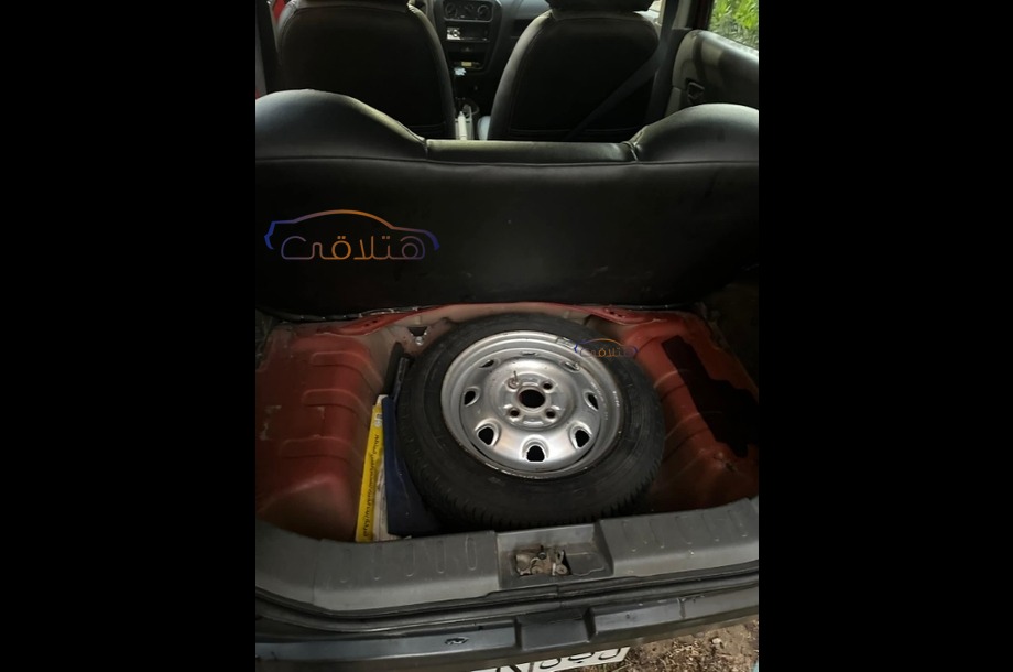 Alto Suzuki احمر