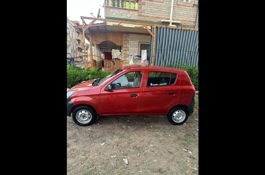 Alto Suzuki احمر