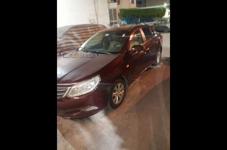 Optra Chevrolet احمر غامق