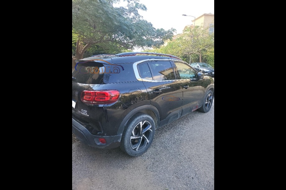 C5 Aircross Citroën أسود