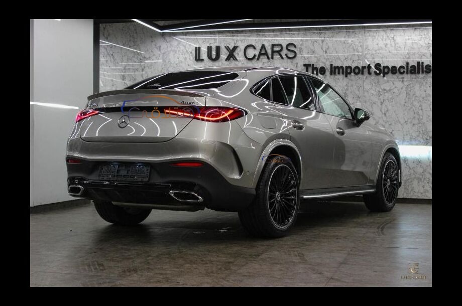 GLC 300 Mercedes Gold