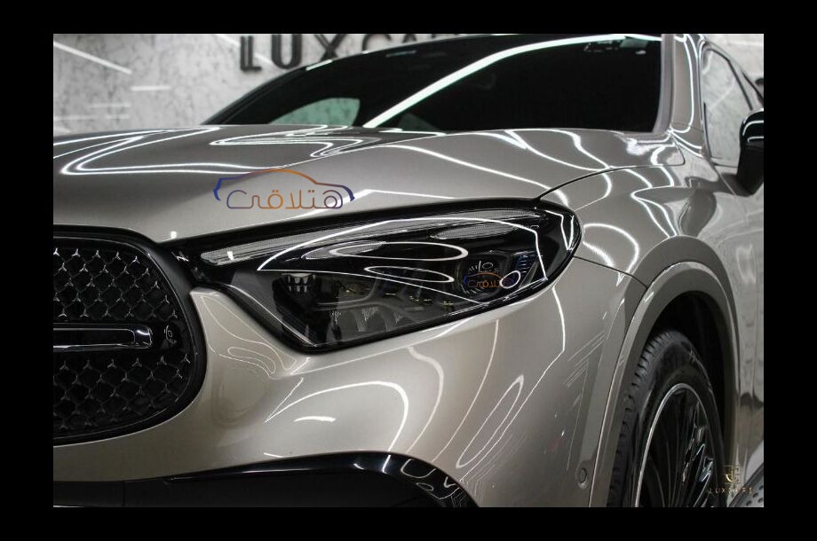 GLC 300 Mercedes Gold