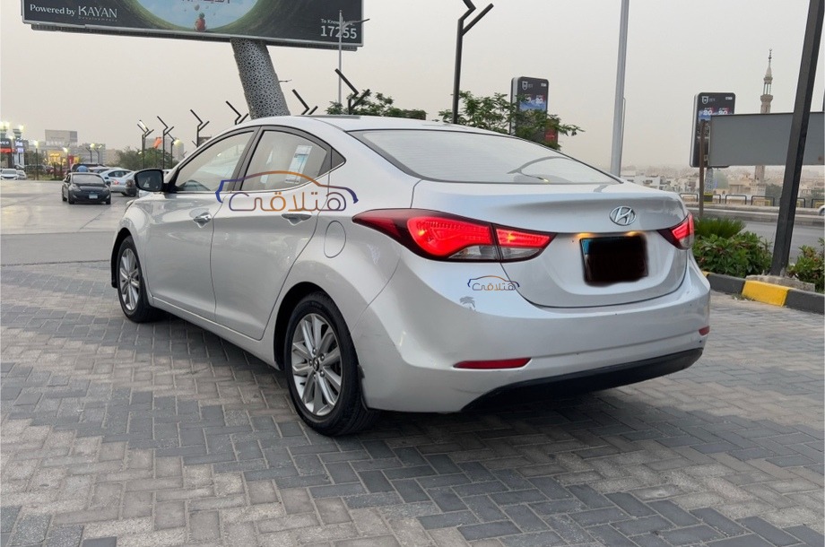 Elantra MD Hyundai Silver