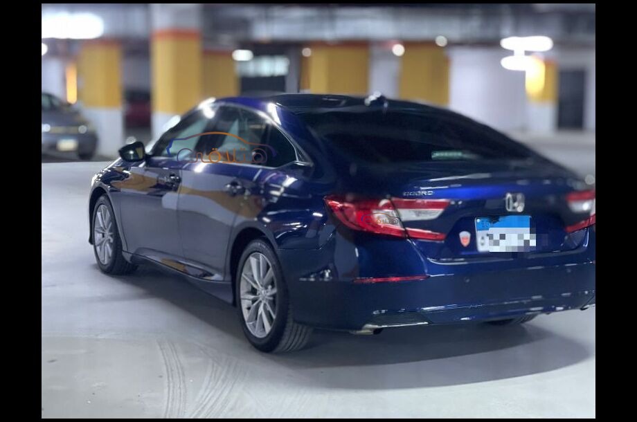 Accord Honda الأزرق الداكن