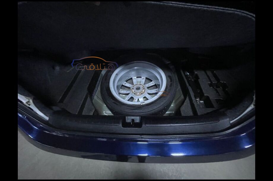 Accord Honda الأزرق الداكن