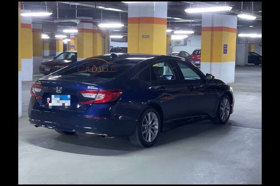 Accord Honda الأزرق الداكن