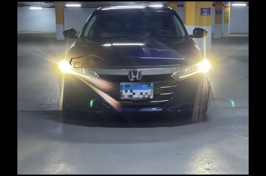 Accord Honda الأزرق الداكن