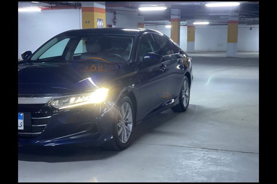 Accord Honda الأزرق الداكن