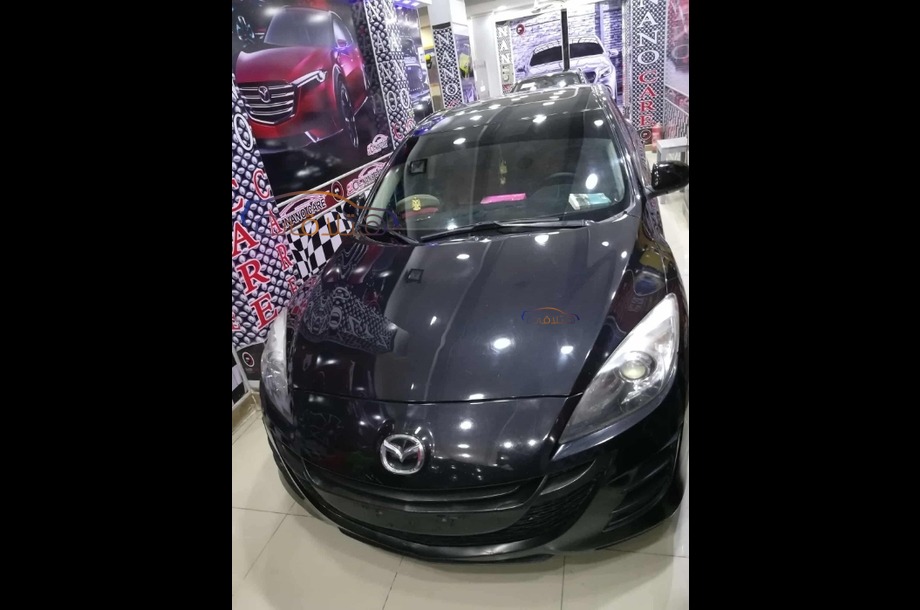 Mazda 3 Mazda أسود
