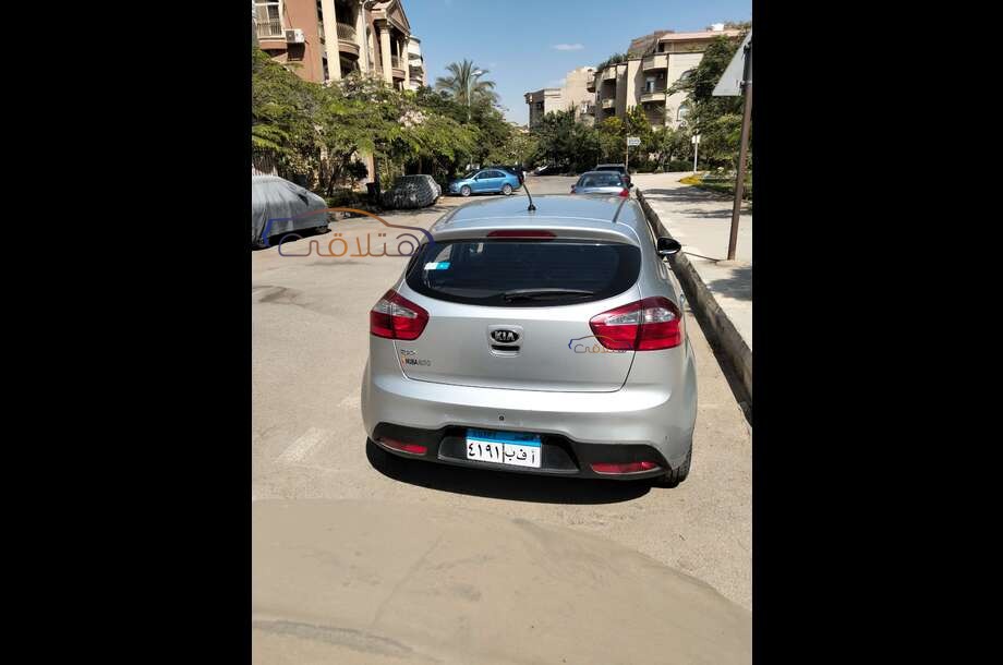 Rio Kia فضي