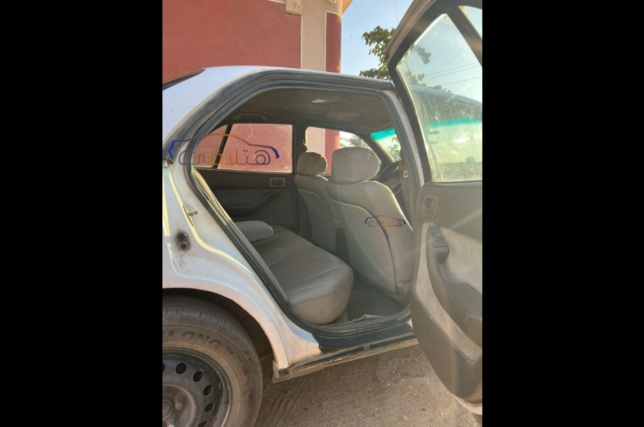 Corolla Toyota White