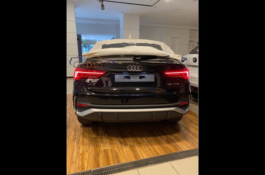 Q3 Audi Black
