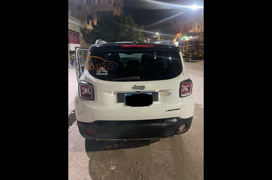 Renegade Jeep أبيض
