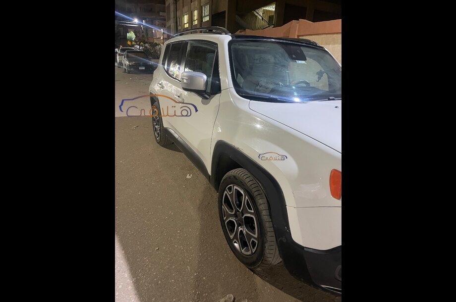 Renegade Jeep أبيض