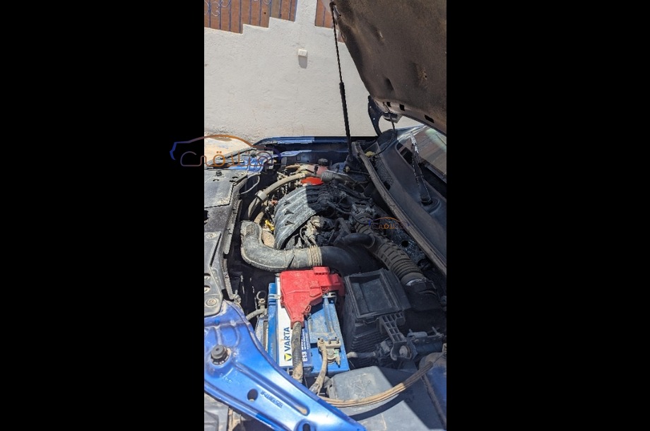 Duster Renault أزرق