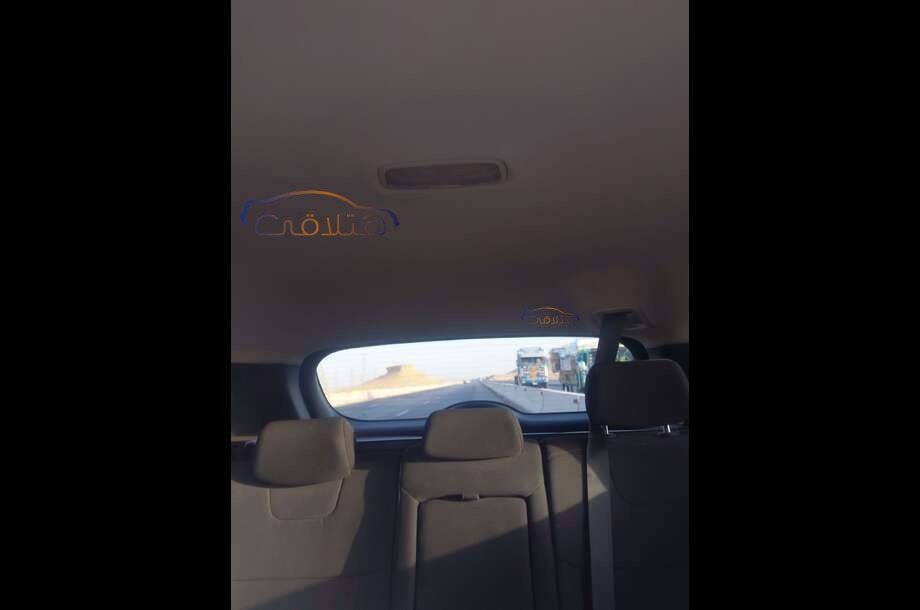 Tucson Hyundai White