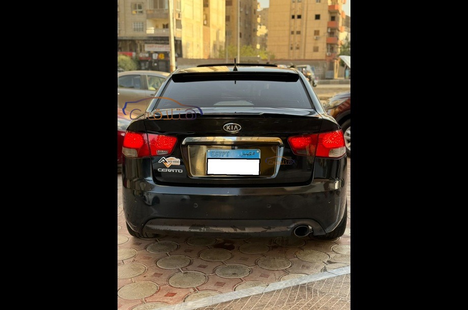 Cerato Kia أسود