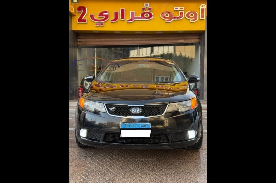 Cerato Kia أسود