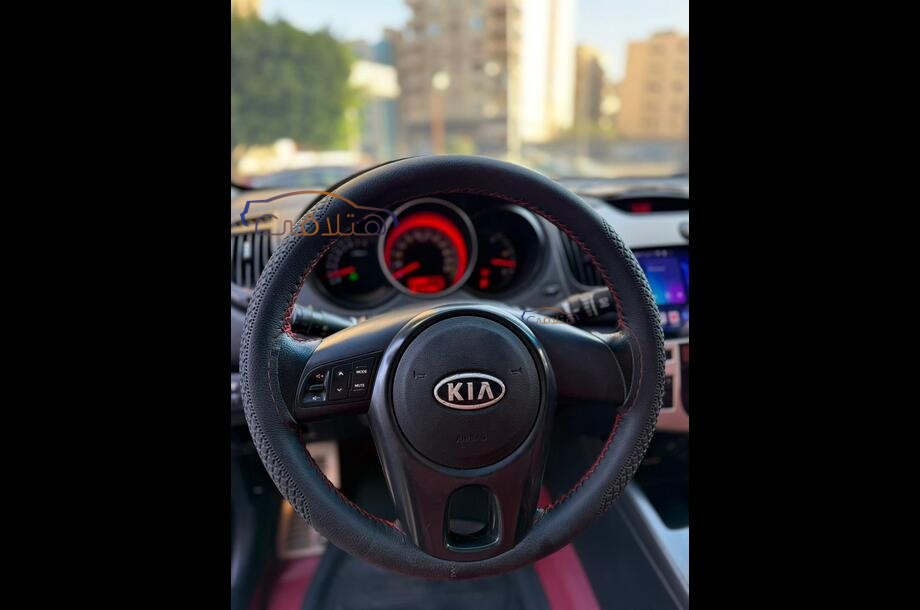 Cerato Kia أسود